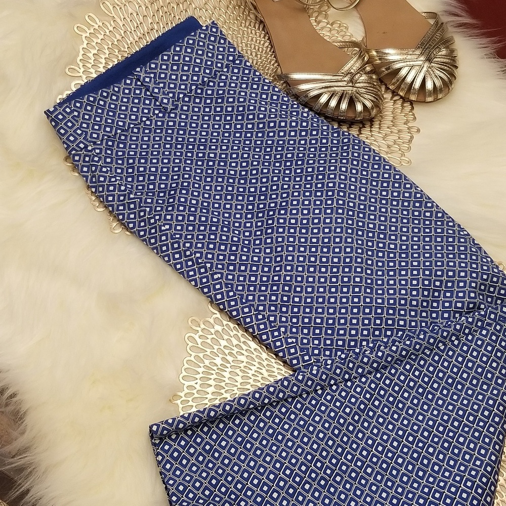 Anne Taylor Cropped pants